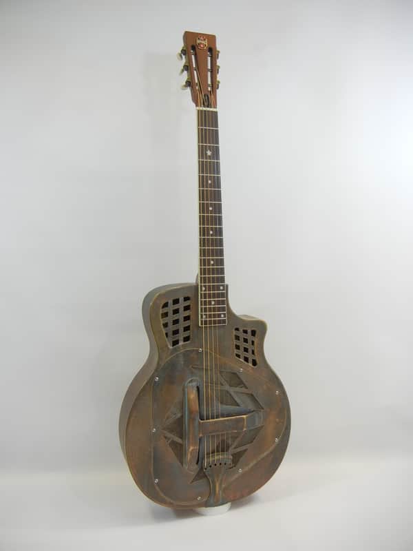 Republic Classic Tricone Clarksdale 223 with half-priced shipping image 1