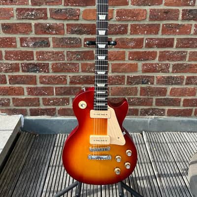 Gibson Les Paul Studio '60s Tribute with P90s 2011 - Heritage Cherry image 13