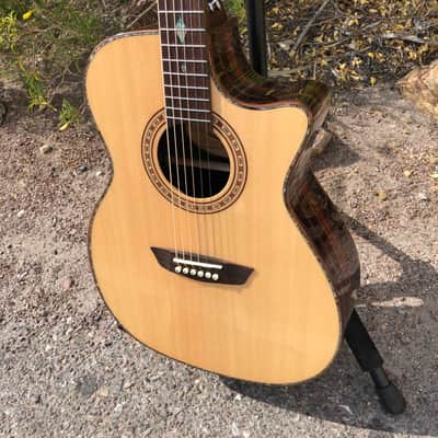 Washburn WCG80SCEG-L WCG80 Comfort Series Grand Auditorium Cutaway Acoustic Electric Guitar w/ Case image 10