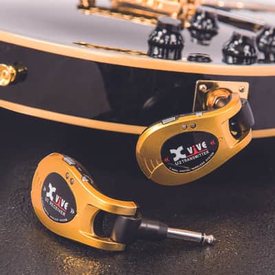 Xvive Wireless Guitar System ~ Gold image 4