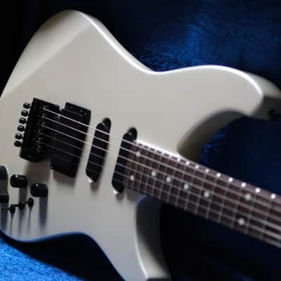 Takamine 1003p Superstrat 1987 - White Pearl image 2