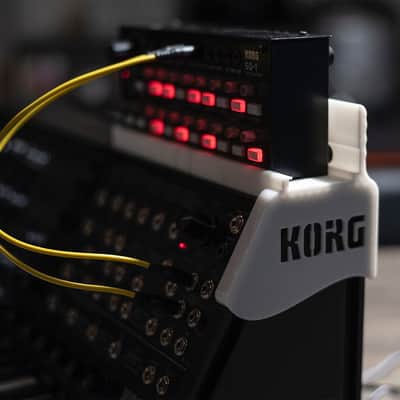 Stand / Supporto per KORG SQ-1 Su MS-20 Mini