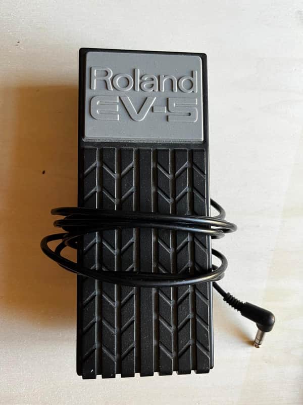 Roland EV-5 Expression Pedal – Perfect Condition! 🎛️🎹 image 1