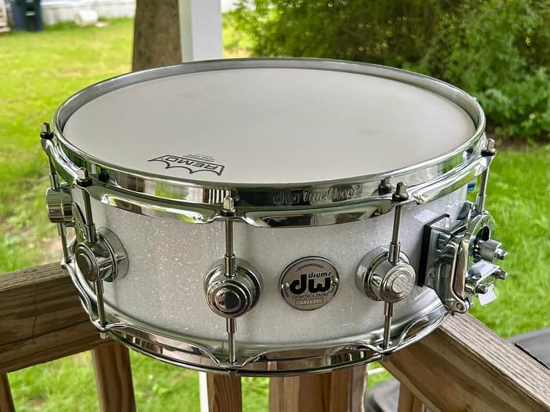 DW Collectors Series 2000s - White sparkle image 1
