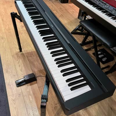 Yamaha P35 2010s - Black image 2