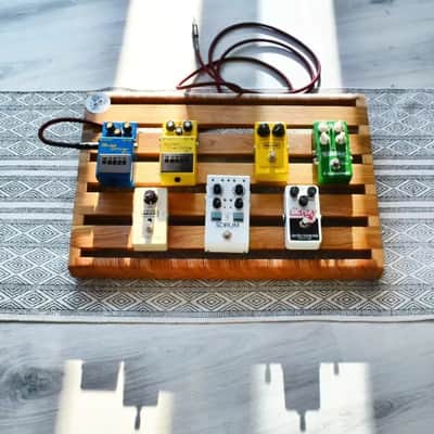 Lakefront Plywood chevron pedalboard 2022 image 5