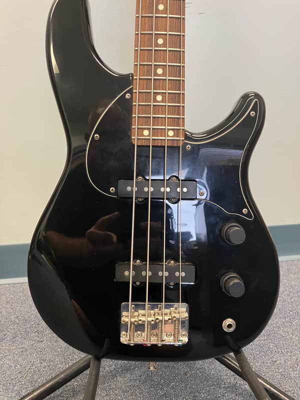 Fender Urge 1993 - Black image 1