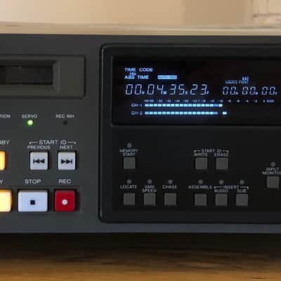 SONY PCM 7030 Timecode DAT Machine image 1