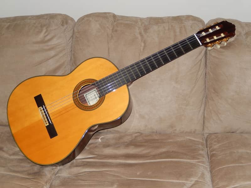 Absolutely Terrific Yamaha GD20 - High Grade Classical Guitar image 1