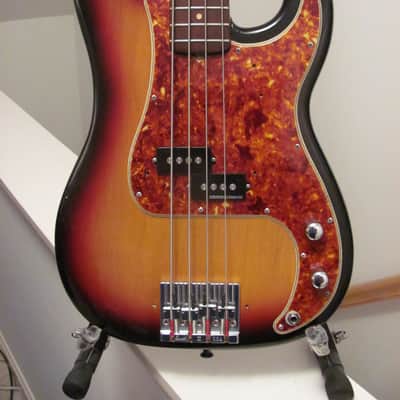 Fender Precision Bass 1962 Sunburst (Professional Refin) image 2