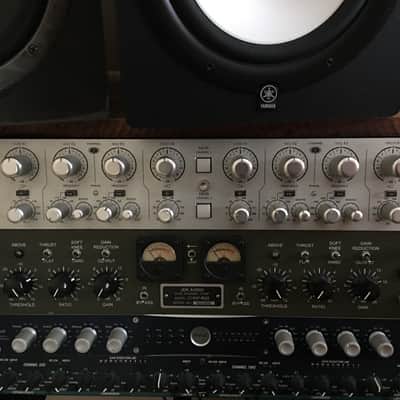Avalon AD2055 Dual Mono Parametric EQ