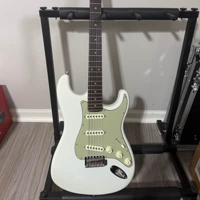 Fender Custom Shop GT11 Journeyman Relic Stratocaster - Olympic White/3-tone Sunburst 2025 - Olympic White/3-tone Sunburst image 1