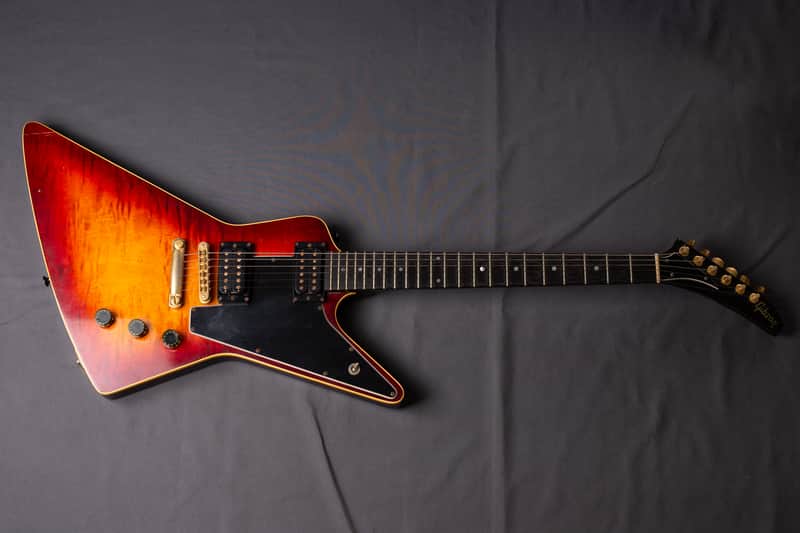 Gibson Explorer 1982 CMT Cherry Sunburst