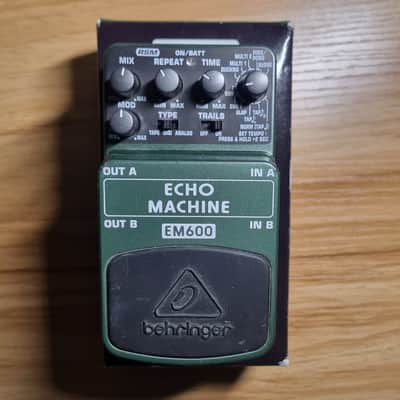 Behringer EM600 Echo Machine Pedal | Reverb UK