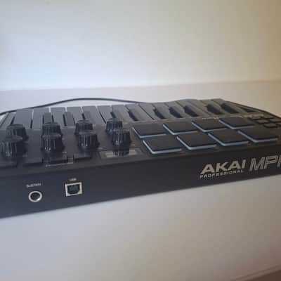 Akai Mpk mini 2025 - matte black, new without box image 3
