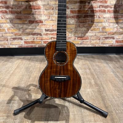 Twisted Wood KO-2000C - Figured Koa image 4