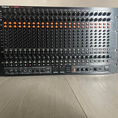 Roland M-480 48 Input Line Mixer in great condition, original box included image 2
