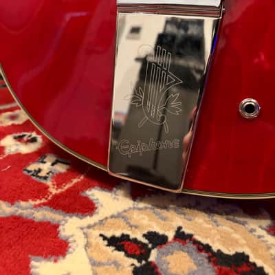 Epiphone '62 Sheraton Reissue with *Upgraded Maestro Vibrola / Chrome Hardware 2013 - Cherry image 4