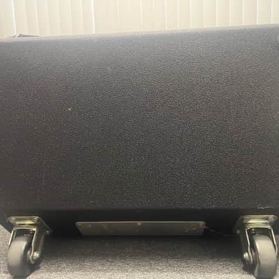 Ampeg SVT-610HLF Classic 600-Watt 6x10" Bass Speaker Cabinet Made in USA image 6