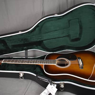 Martin D-35 Ambertone image 15