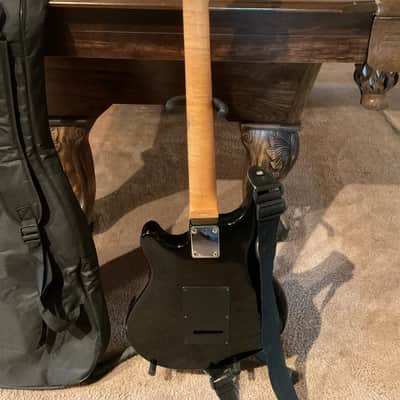 Vintage Washburn Bantam Guitar Very Rare comes with new gigbag and strap image 5