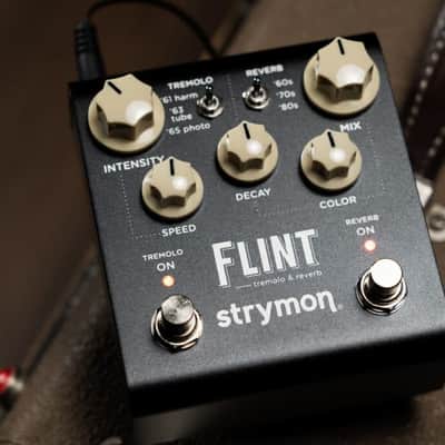 Strymon Flint V2 Tremolo and Reverb Pedal image 2