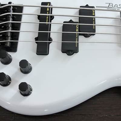 TUNE Bass Maniac TBJ51 NF - Fretless 5 String Bass - Snow White - NEW - Authorized Dealer image 3
