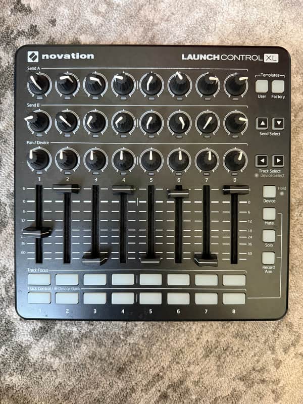 Novation Launch Control XL MK2 MIDI DAW Controller 2022 - 2025 - Black image 1