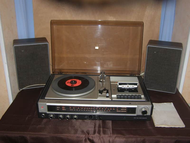 Chaîne hifi stéréo "radiola" modèle 22ah970 image 1