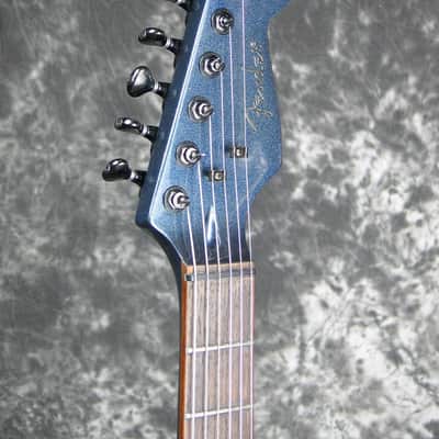 Aquatic Blue Fender Showmaster image 3