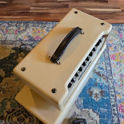 Used PRS DGT 15 Head + Cabinet Stack - 15-watts - 1x12 - White - w/Footswitch image 9