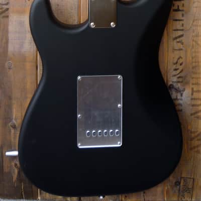 WR C-Lest Custom Shop, Matte black, mirror pickguard, Strat image 7