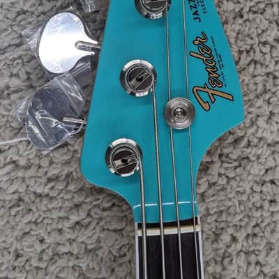 Mint Fender American Vintage II 1966 4-String Jazz Bass, Seafoam Green w/Case image 7
