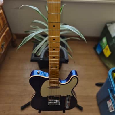 Fender American Ultra Luxe Telecaster 2021 - Blue Sparkle image 12