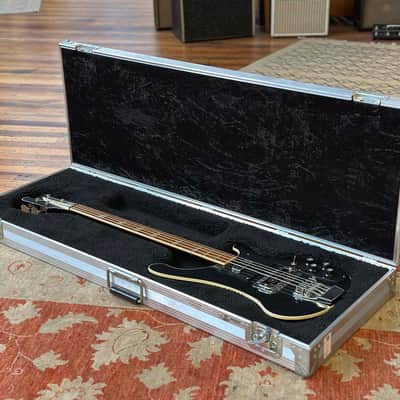 Caseman Flight Case for Rickenbacker 4003 Bass image 3