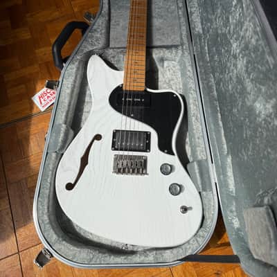 PJD Guitars St. John Standard F 2022 - Aspen White image 1