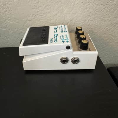 Boss TE-2 Tera Echo 2013 - Present - White image 3