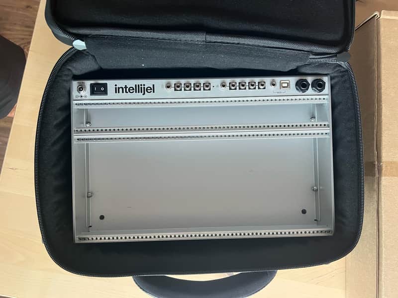 Intellijel 4U 62HP Palette Eurorack Synth Case 2019 - Present