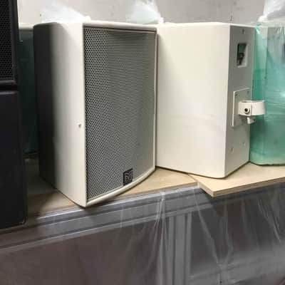 Martin Audio OmniLine 16-Module Line Array + AQ210 Dual-10 Subs + AQ10 Speakers – Complete PA System image 7