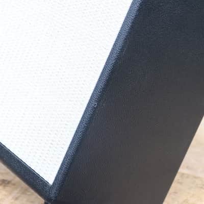 Divided by 13 1x12F Cab Open-Back Design Celestion G12H 16-Ohm Guitar Cabinet image 8