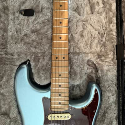 Fender American Mod Shop Stratocaster 2020 - Ice Blue Metallic image 8