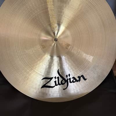 Zildjian 20” Medium Ride image 1