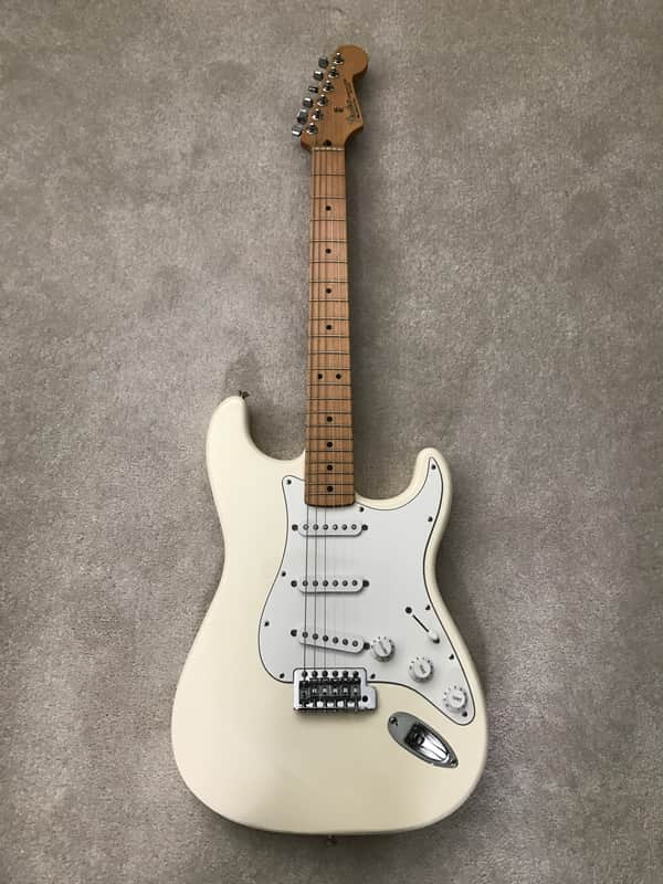 Fender Stratocaster ホワイト メキシコ製 Fender Mexican White Stratocaster Electric Guitar | eBay