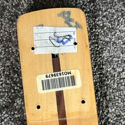 2007 Fender Deluxe Active Jazz bass neck w/tuners image 7
