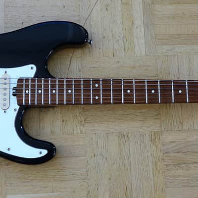 Musima Lead Star Stratocaster 1987 black - RARE communist made in East Germany - killer guitar image 2