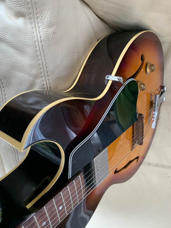 Archtop Tribute AT-101 - Sunburst / with Hard Case / Made in Japan
