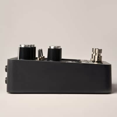 Universal Audio STARLIGHT Echo Station Stereo Delay Pedal image 7