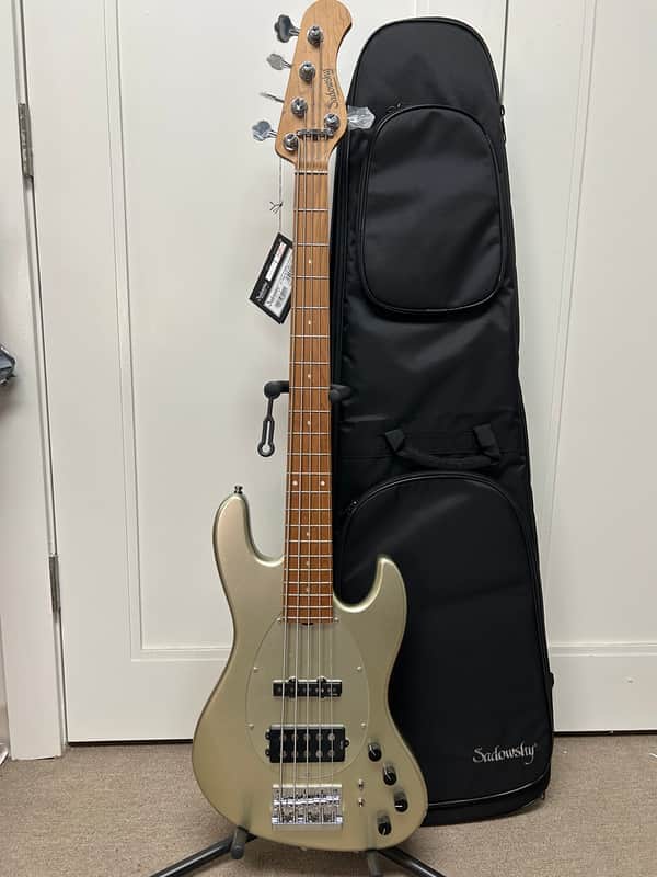 Sadowsky MetroExpress 21 Fret Vintage M/J Bass 5 String Maple Fretboard - Champagne Metallic image 1