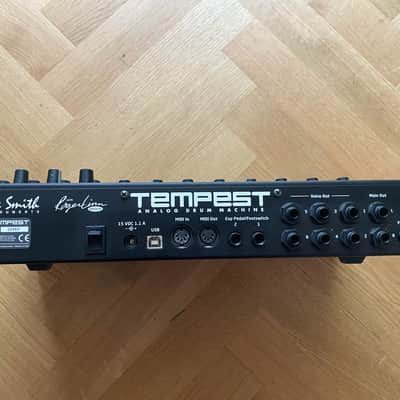 Dave Smith Instruments Tempest 6-Voice Drum Machine 2011 - 2018 - Black with Wood Sides image 2