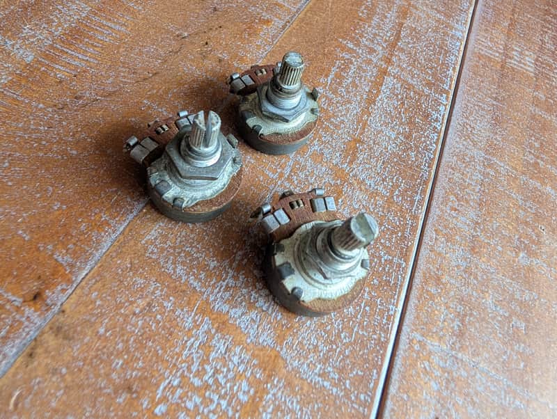 Gibson Centralab Potentiometers 500k Short Split Shaft Vintage 1961 Tested Qty 3 image 1